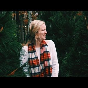 Meet your Posher, Bella